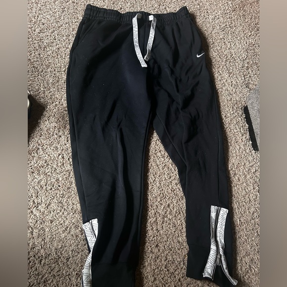 Nike sweats - Picture 1 of 3